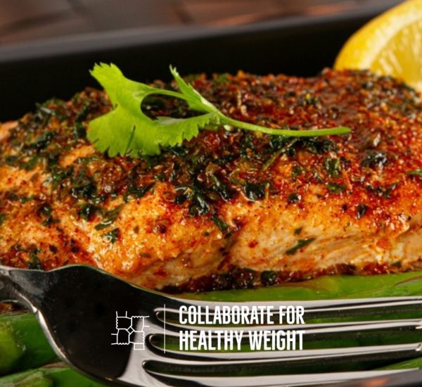 Roasted salmon fillet with asparagus